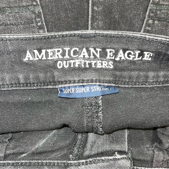 American Eagle Hi-Rise Shortie Size 8 US Black Jean Shorts Super Super Stretch X - Picture 12 of 14